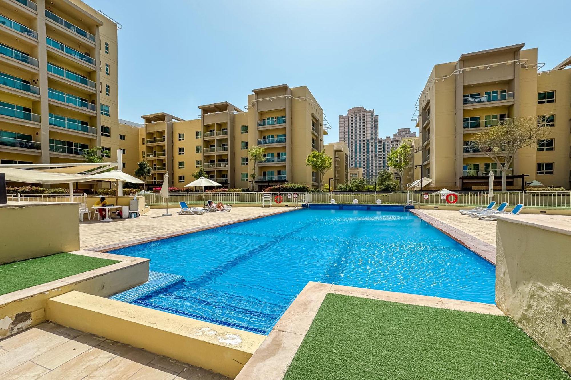 Classy 1 Bedroom In The Greens Courtyard View Dubai Exterior foto